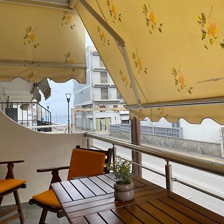Dt Luxury Apartment Néa Péramos 외부 사진