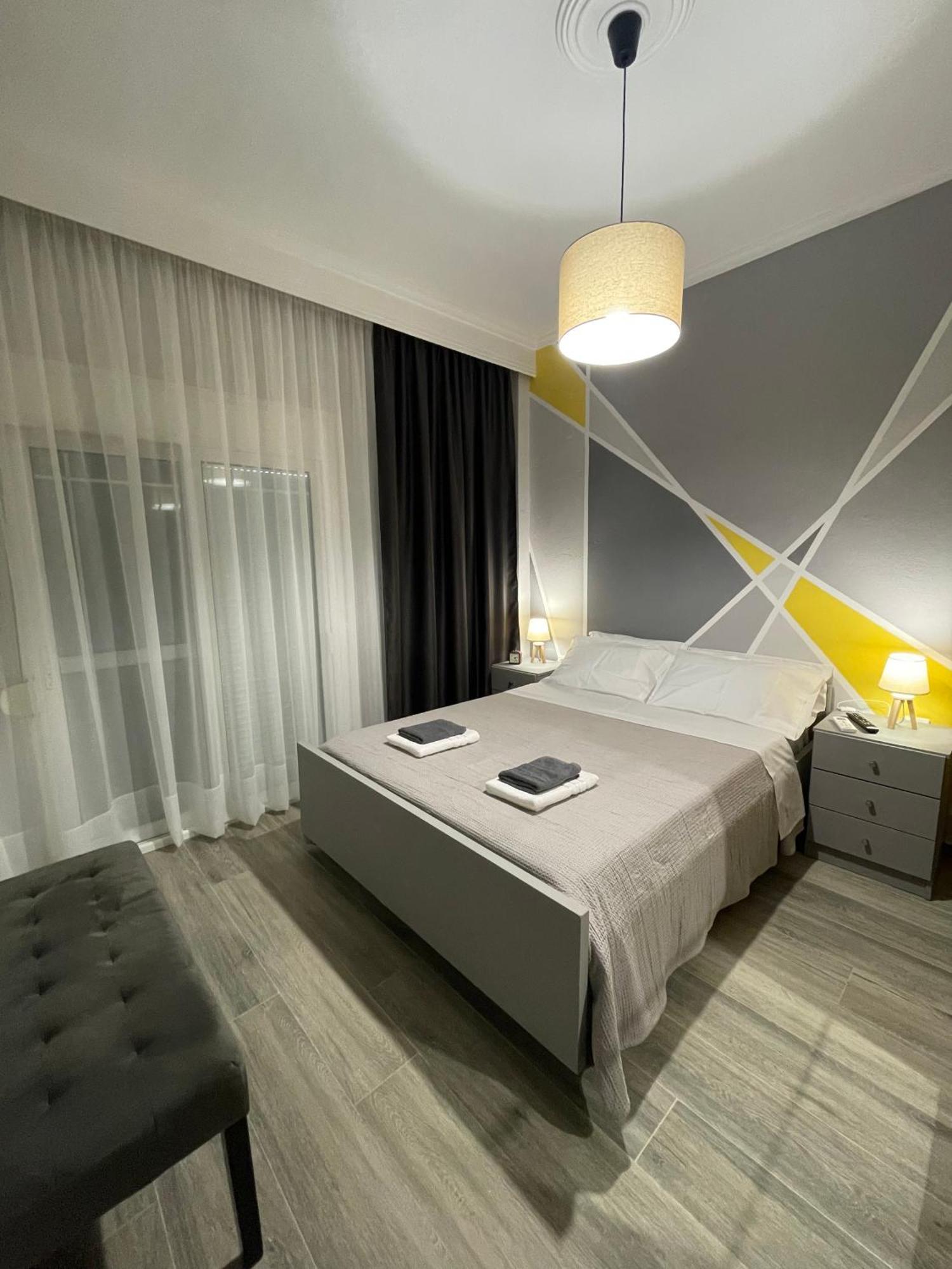 Dt Luxury Apartment Néa Péramos 외부 사진